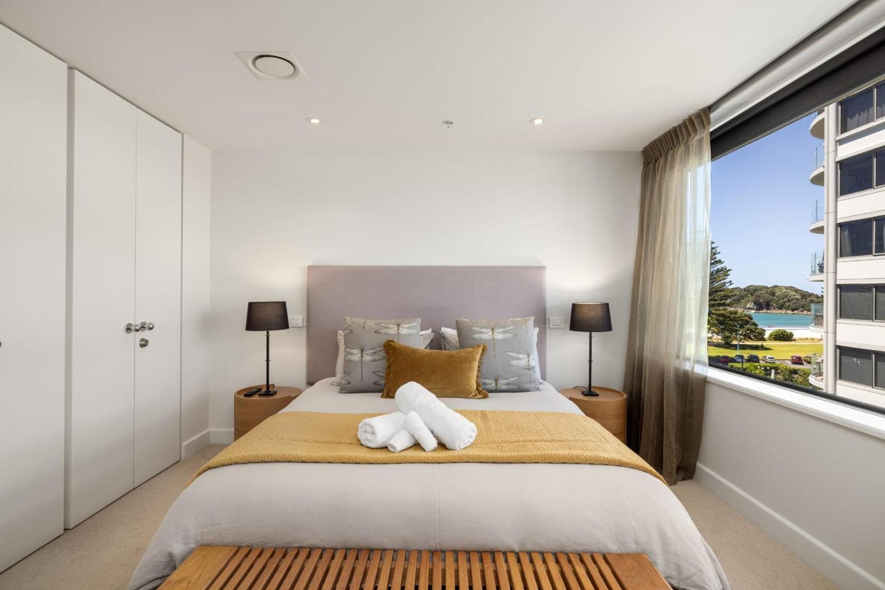 Luxury Ocean & Harbour Views - Heated Pool, Main Beach & Gym Маунт-Маунгани Экстерьер фото